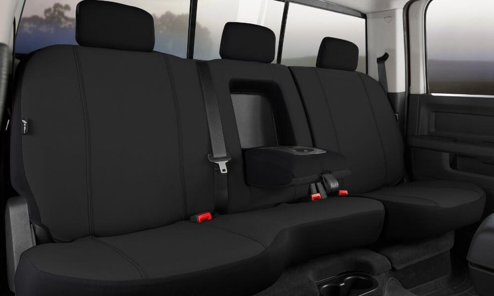 6 Reasons To Choose Waterproof Seat Covers for Your Vehicle